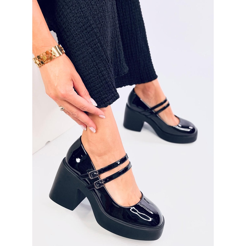Lorai Black pumps med bred klack svart 1