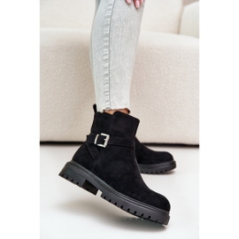 Isolerade stövlar i ekologisk mocka med dragkedja och spänne, svart Zinovelle 2