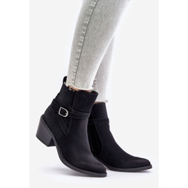 Svarta Glamer högklackade cowboystövlar med spetsiga tår, isolerade, dragkedja 1