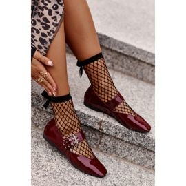 Ideal Shoes Ballerinor i lackskinn med skärp, vinröd 3