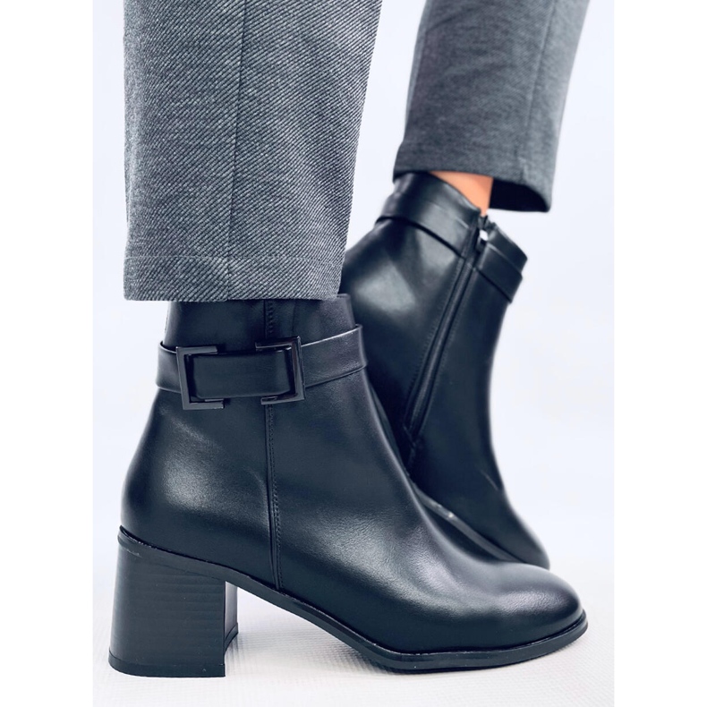 Dolores Svarta högklackade stövlar 2