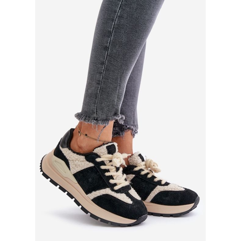 Isolerade lädersneakers för kvinnor Big Star OO274A318 HI-POLY System Svart 1