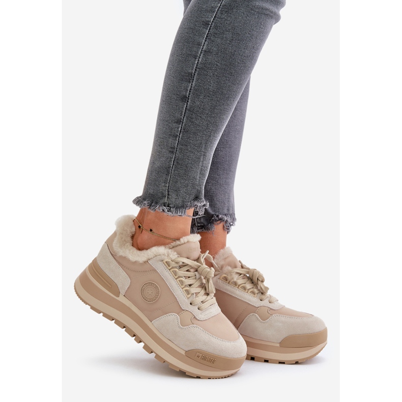 Isolerade sneakers för kvinnor på Big Star-plattformen OO274A214 Beige 1