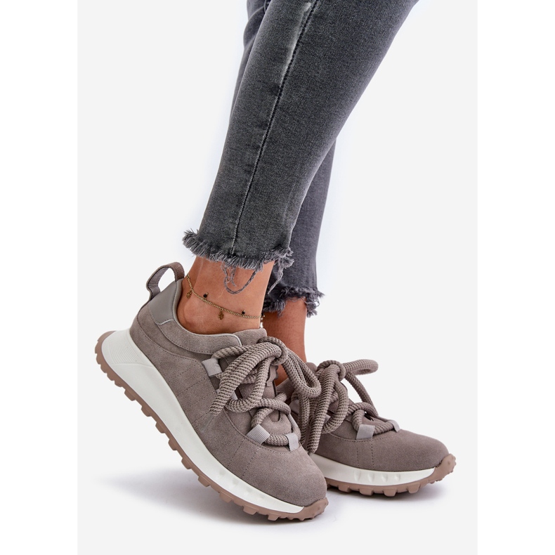 Sneakers i mocka dam med tjock snörning Artiker 54C1465 Grå 1