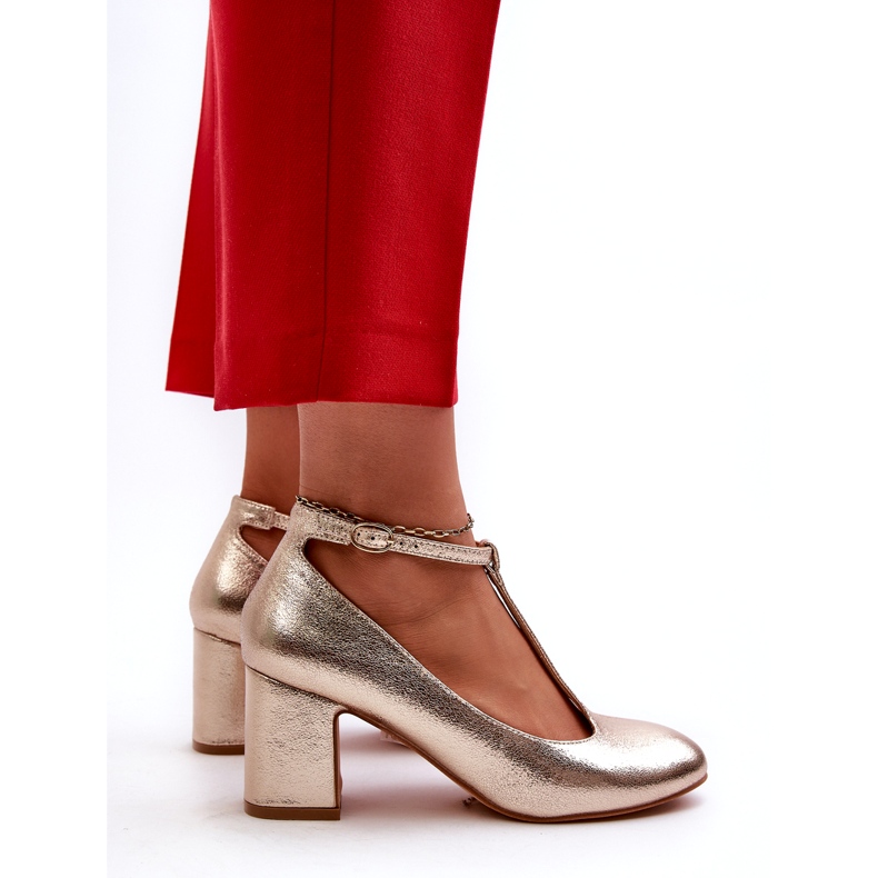 Mascara Kvinnors pumpar med eko-läder på Golden Metalic Post gyllene 5