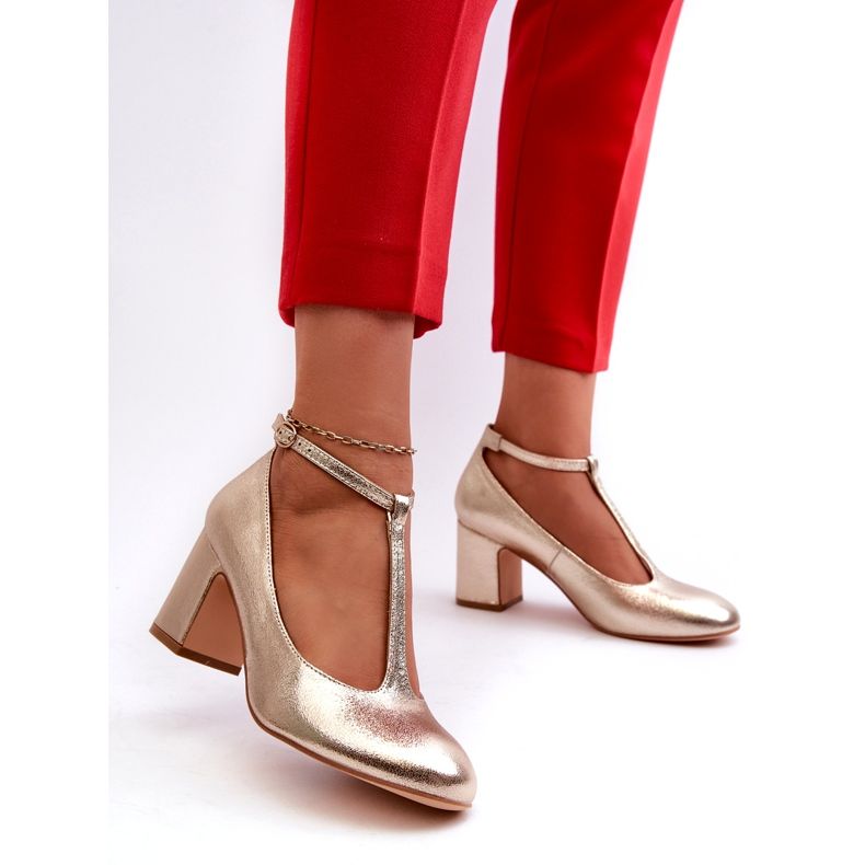 Mascara Kvinnors pumpar med eko-läder på Golden Metalic Post gyllene 3