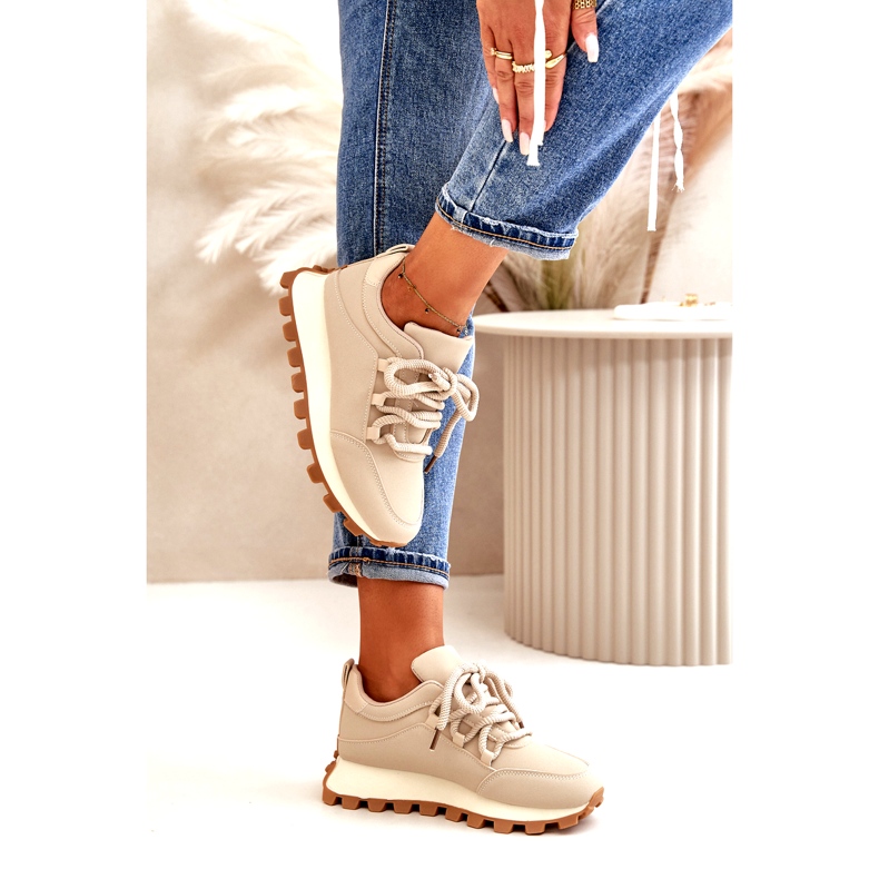 Sportskor: Sneakers på plattform gjorda av eko-läder, beige 4