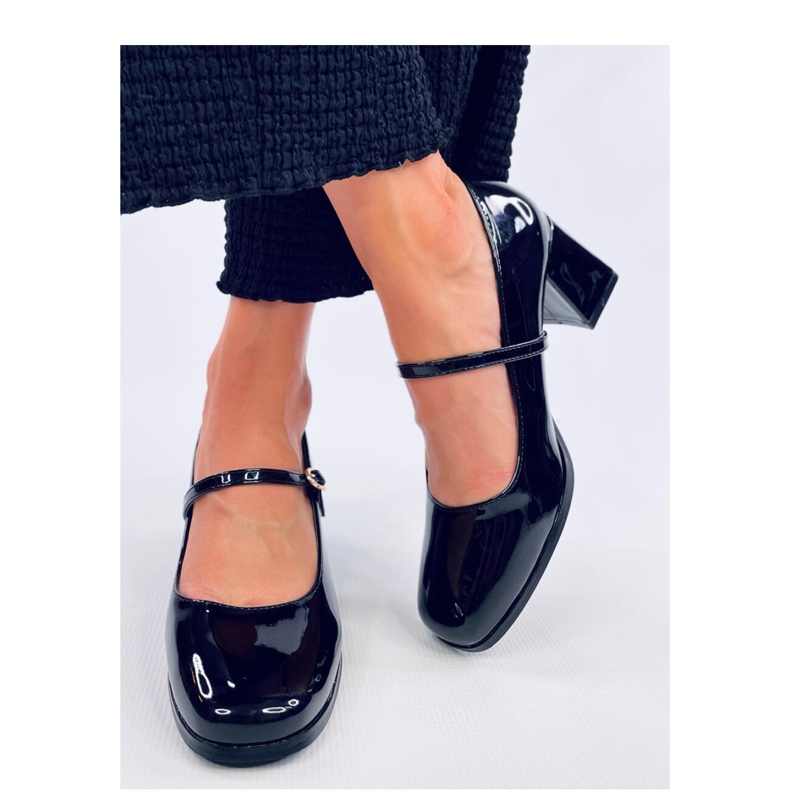 Maddoi Black patent högklackade pumps - Inello svart 1