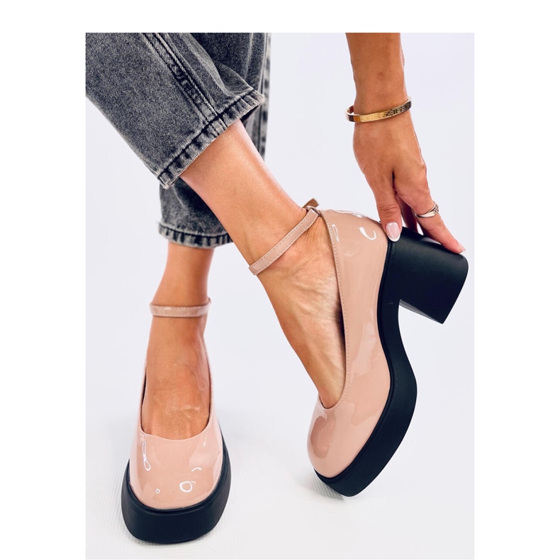 Kaki pumps med bred häl beige 1