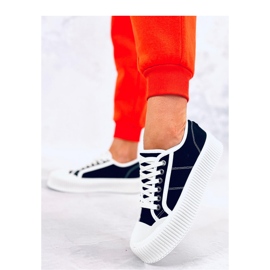 Sneakers för kvinnor på den svarta plattformen 1