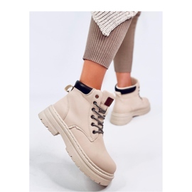 Beige damstövlar i timmer 1