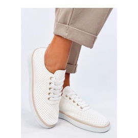 Genombrutna sneakers vit 1