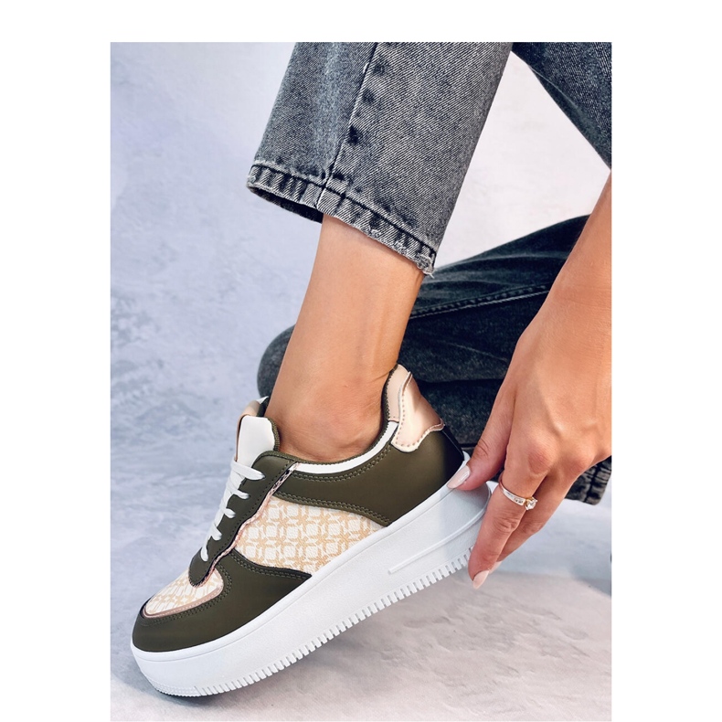 Glovi Gröna sportskor för dam - Inello 2