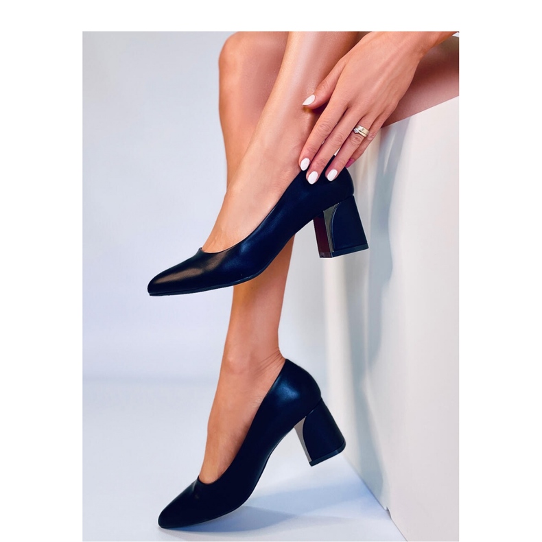 Svarta pumps med hög klack 2