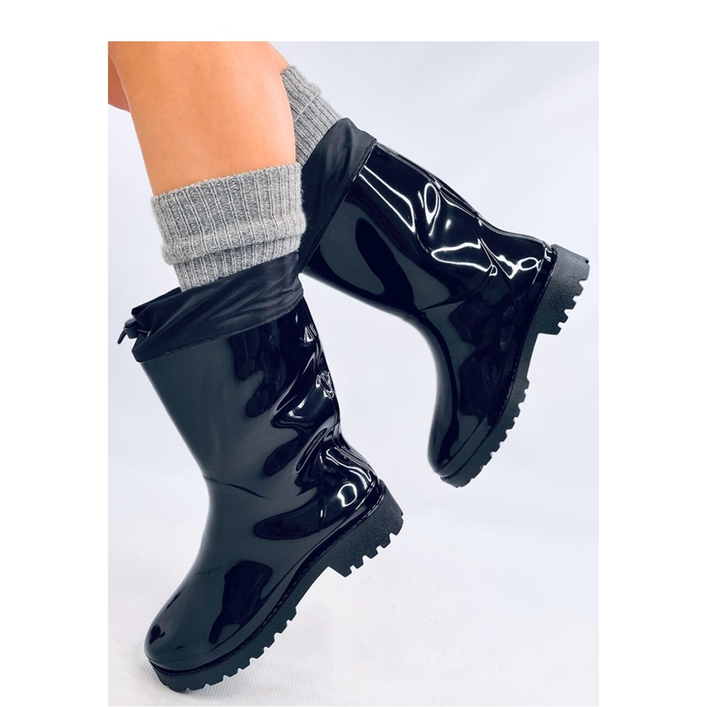 Målade galoscher med svart manschett 1