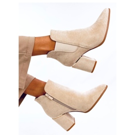 Croix Beige mandeltå högklackade stövletter - Inello 1