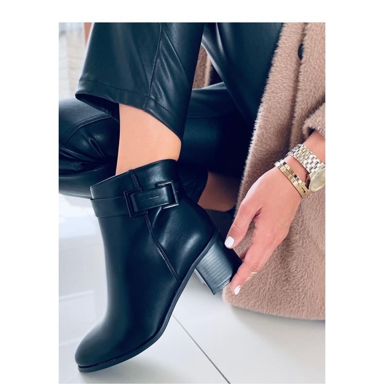 Dolores Svarta högklackade ankelboots - Inello 2