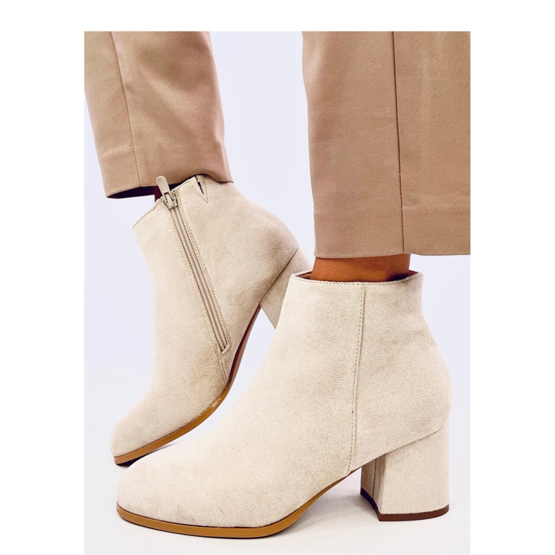 Marple Beige släta högklackade ankelboots - Inello 1