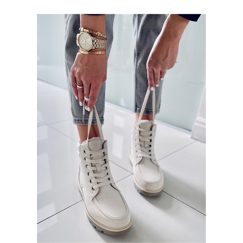 Germano Beige isolerade trapperstövlar - Inello 1