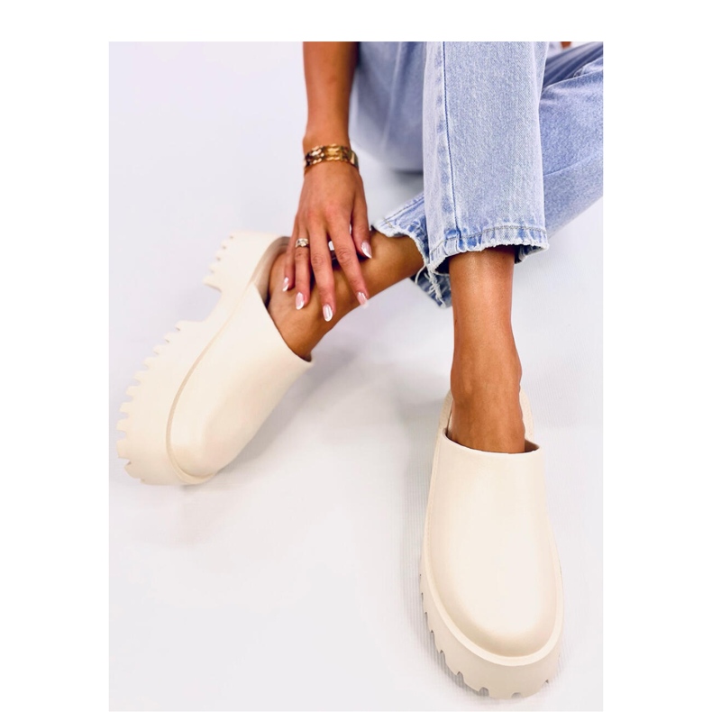 Sandal Ernest Beige skumträskor - Inello 2