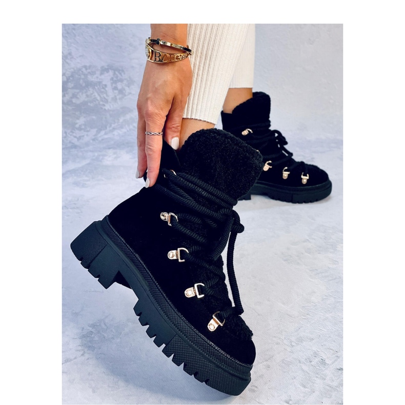 Shea Svarta snöstövlar i fårskinn - Inello 2