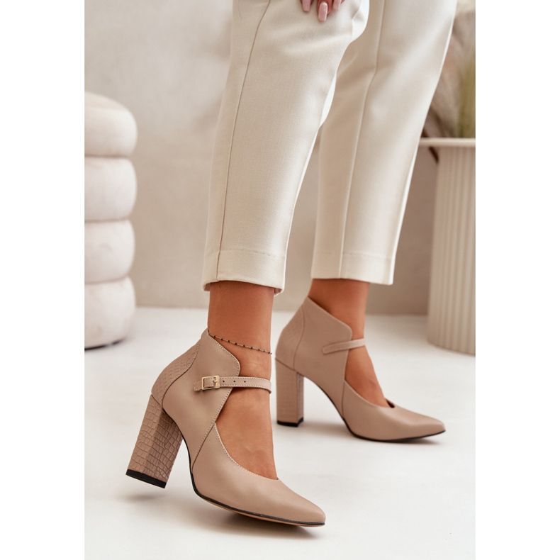 Laura Messi 2832 Beige pumps 1