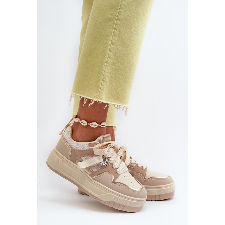 Beige plattformssportskor 1