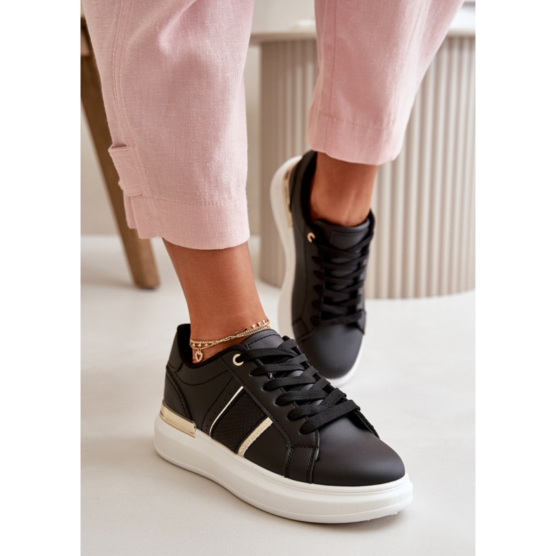 Svarta plattformssportskor 1