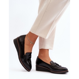 Damskor med en ljus svart kil 2