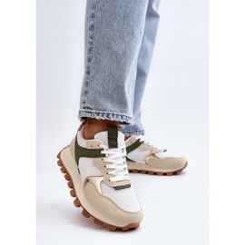 Damsportskor på beige/grön plattform 2