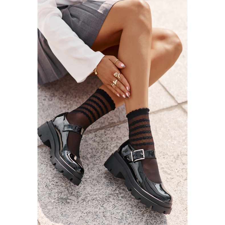 Damlackskor med svart Lakier-spänne 1