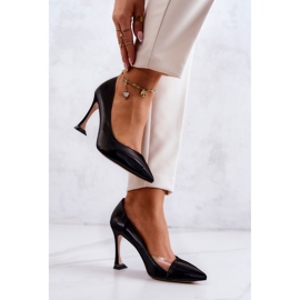 F6102 Svarta stiletter 1