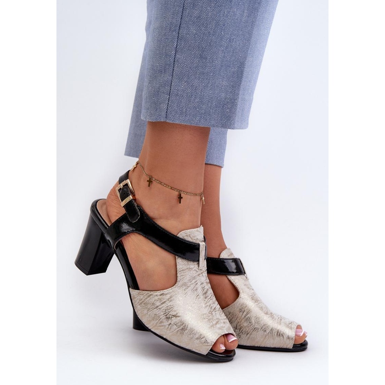 Step in style Sandaler Modell Queenmarie ASA228-3 Guld/Svart - Steg i stil 1