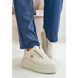 Platformsportskor för kvinnor gjorda av beige ekologiskt läder 1