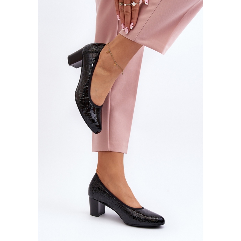 Vinceza Dampumps med dekorativ prägling Svart 2