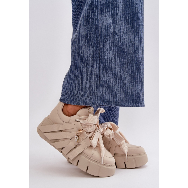 Sportskor Modell CheBello Beige 1