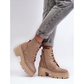 Workers Lico Model Zazoo beige 1