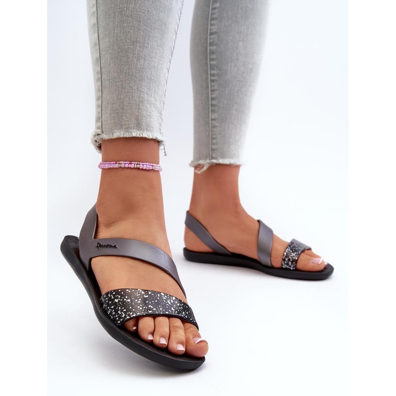 Sandaler 82429 Ipanema Vibe Sandal Fem svart och silver 1