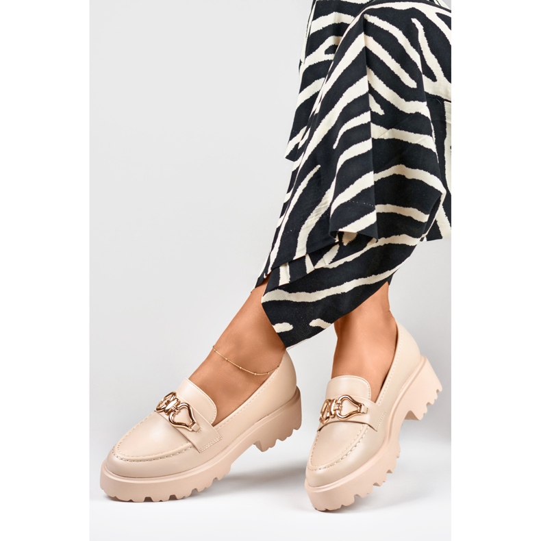 Beige skor med dekor B2733BE 2
