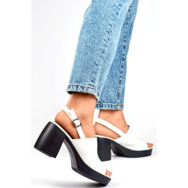 Sandaler Modell GD-FL1630W Vit 1