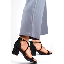 Damsandaler på block 6895B, svart 1