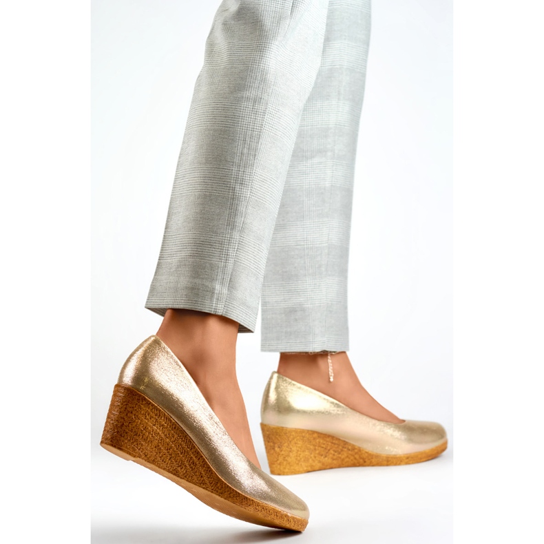 Kilpumpar för kvinnor GD-651A-L.GO gyllene 1