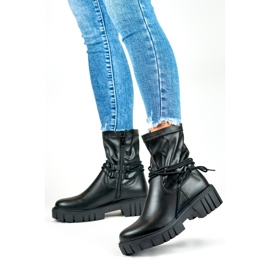 Stövlar Modell DE1127P-B Svart Läder - PRIMO 2