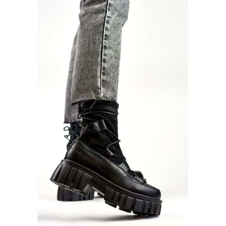 Stövlar Modell Y2109B Svart - PRIMO 2