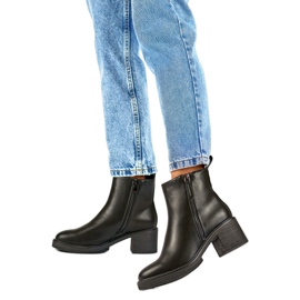 Stövlar Modell MS2079B Svart - PRIMO 1