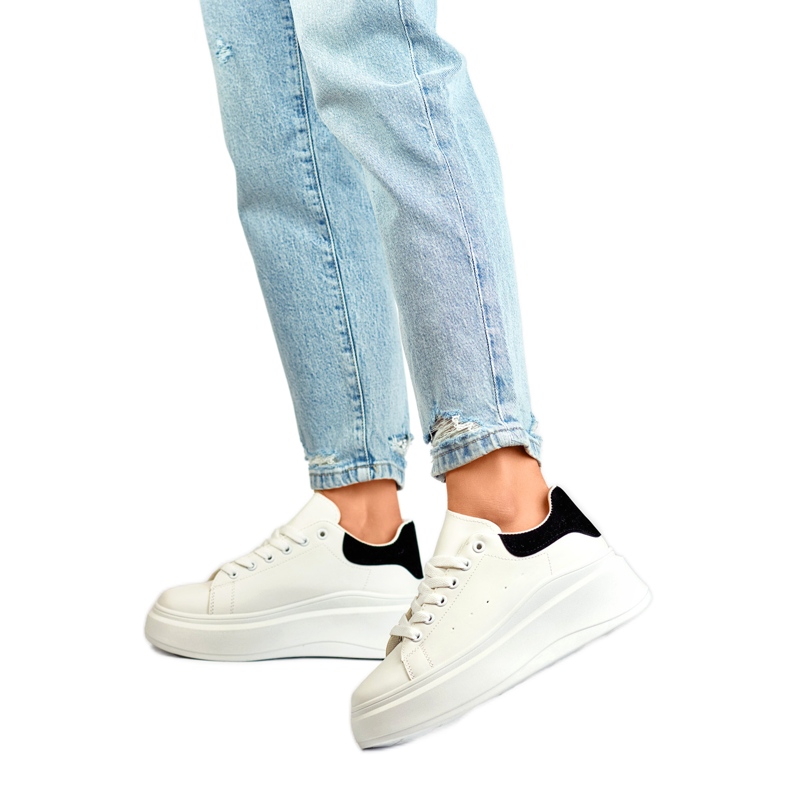 Sportskor Modell LL23171W/B Vit/Svart - PRIMO 1