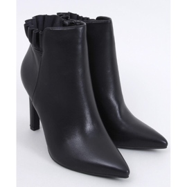 Etnea Svarta högklackade ankelboots 1