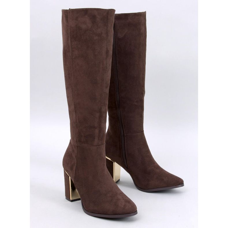 Klassiska högklackade stövlar från Arlena Brown brun 1