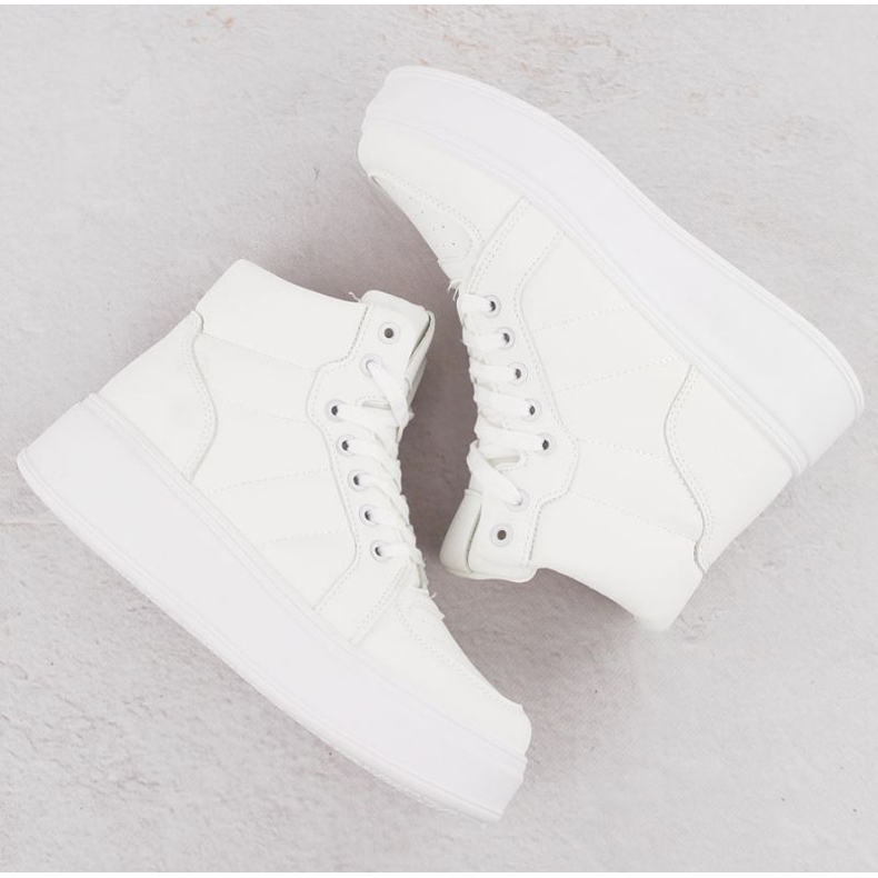 News Nyheter höga sportskor W 8166 EVE465A vit 2