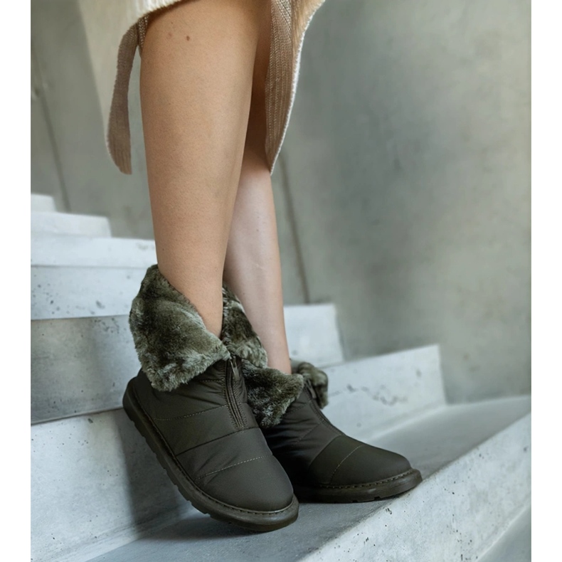 Gröna isolerade snöstövlar med krage från Edidda 2